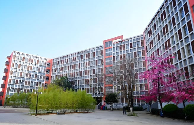 昆明市第十中学国际部